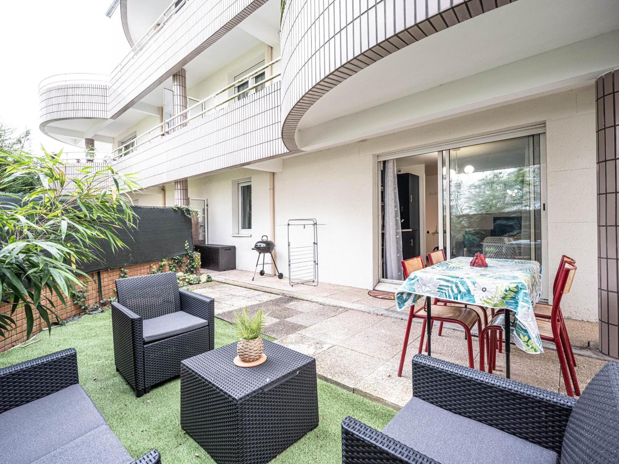 Appartement Cocooning En Centre-Ville - Residence Le Colisee Ermont Exterior foto